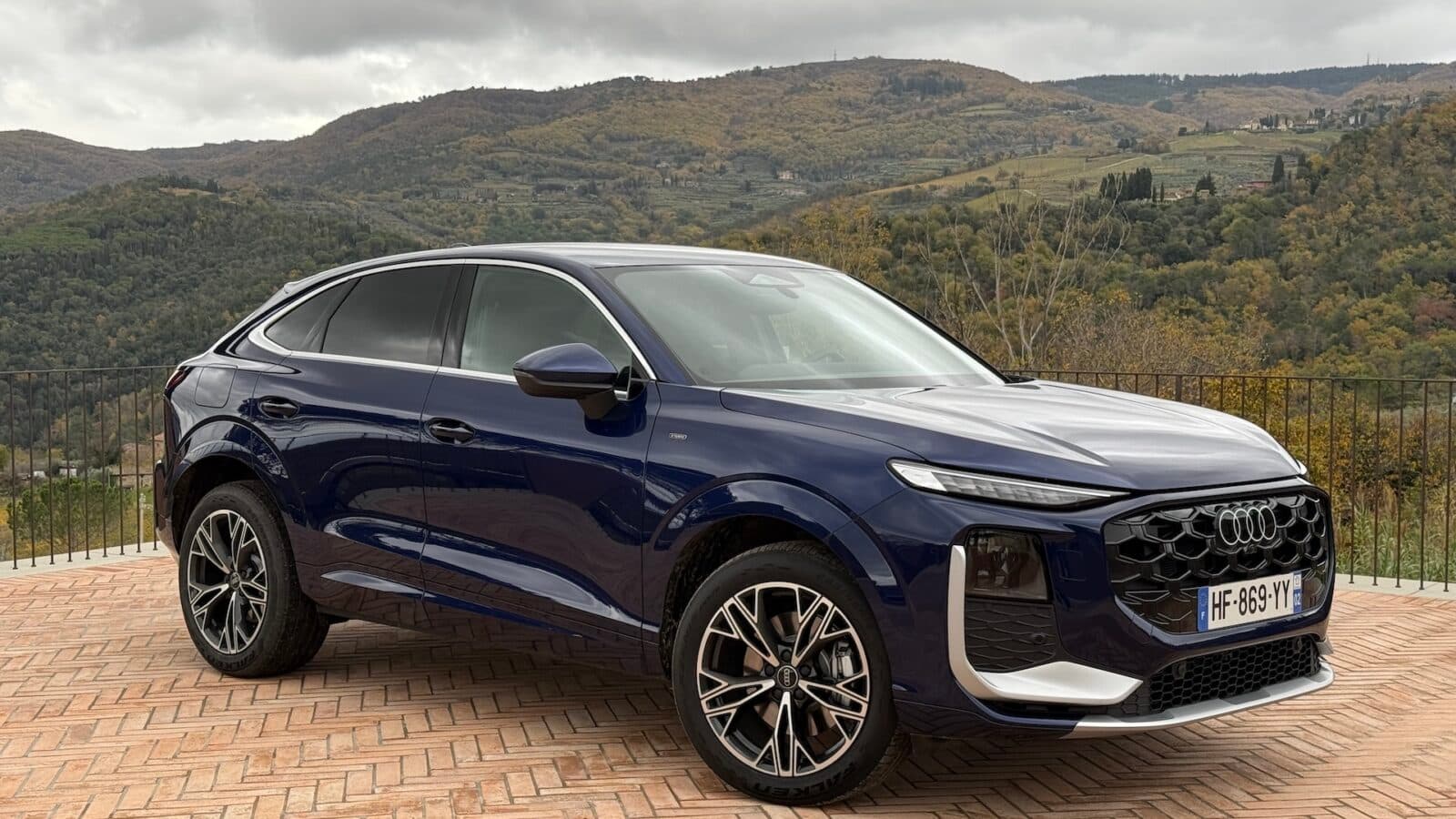 Audi Q3 e-hybrid : quand l'Allemagne nous vend du rêve vert